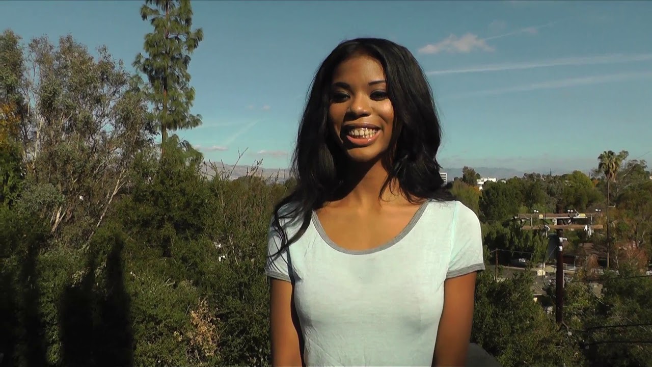 Interview with pornstar Nia Nacci